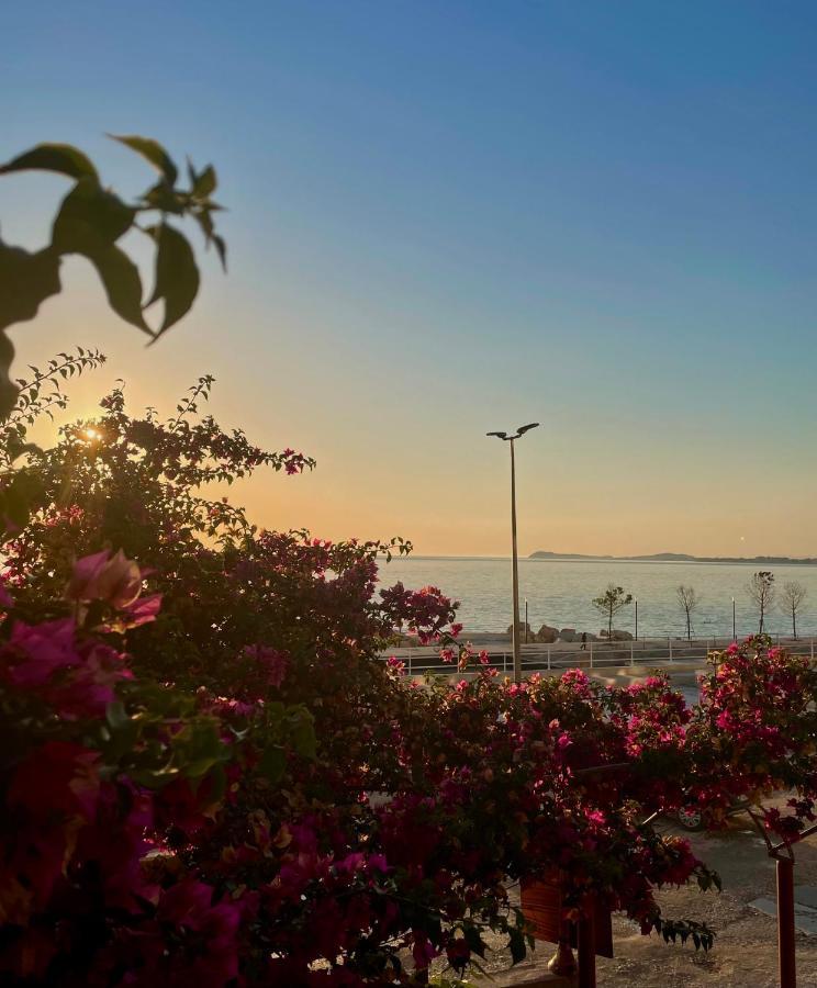 Tekada Hotel & Restaurant Vlorë 外观 照片